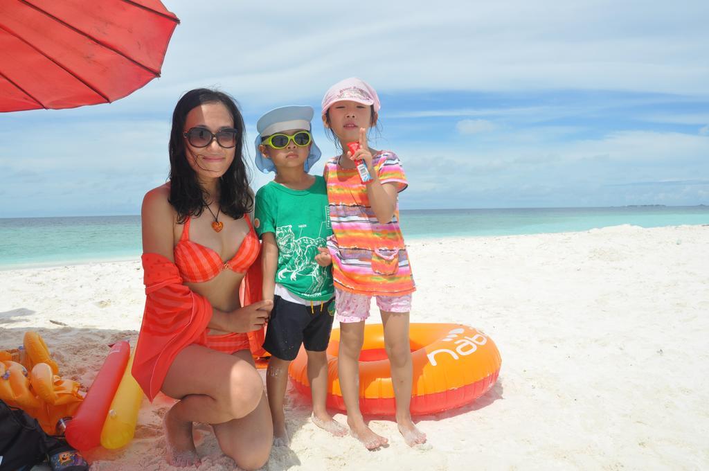Arora Inn Maafushi Bagian luar foto