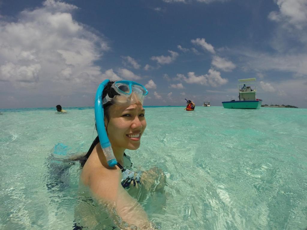 Arora Inn Maafushi Bagian luar foto