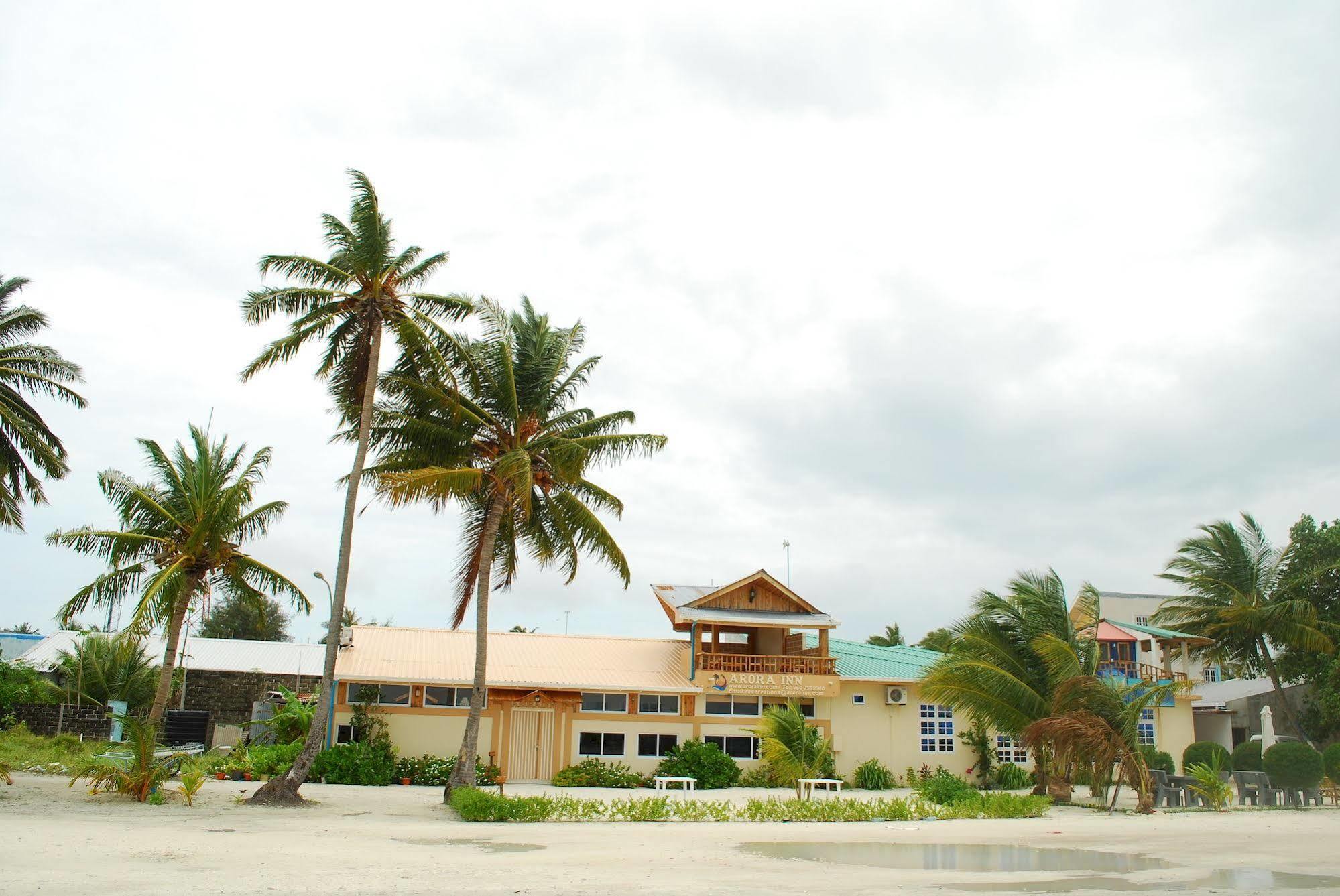 Arora Inn Maafushi Bagian luar foto