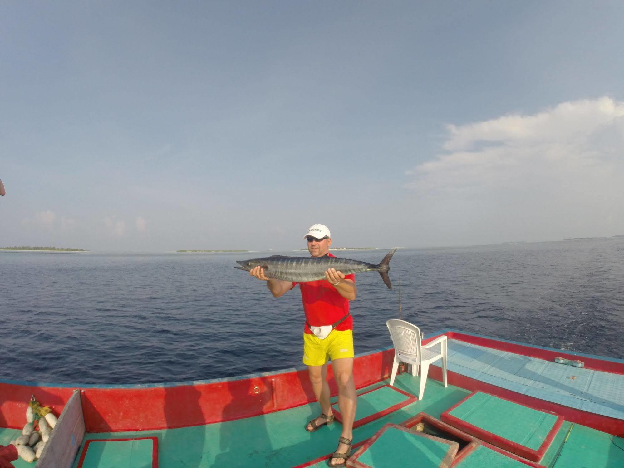 Arora Inn Maafushi Bagian luar foto