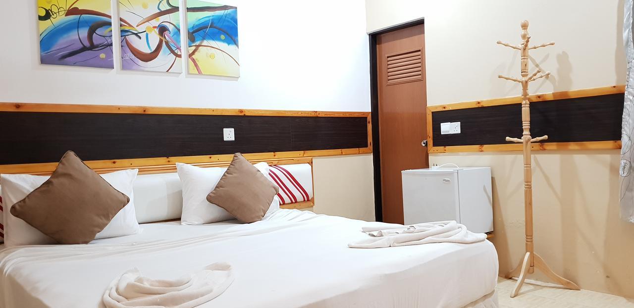Arora Inn Maafushi Bagian luar foto
