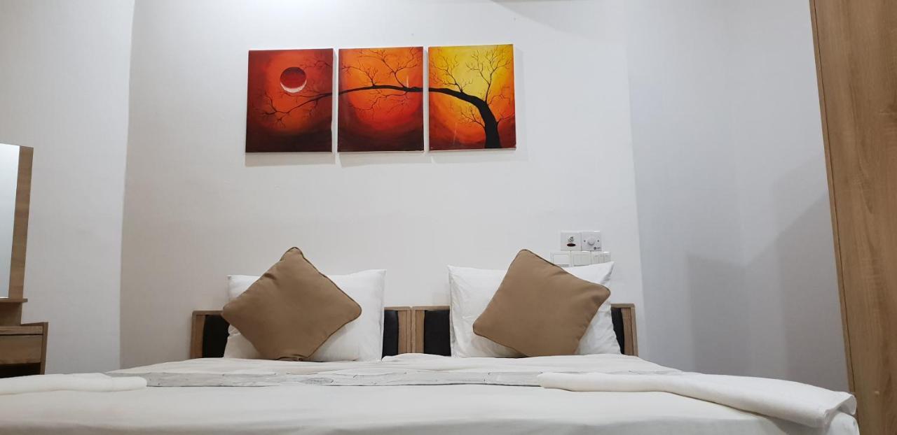 Arora Inn Maafushi Bagian luar foto